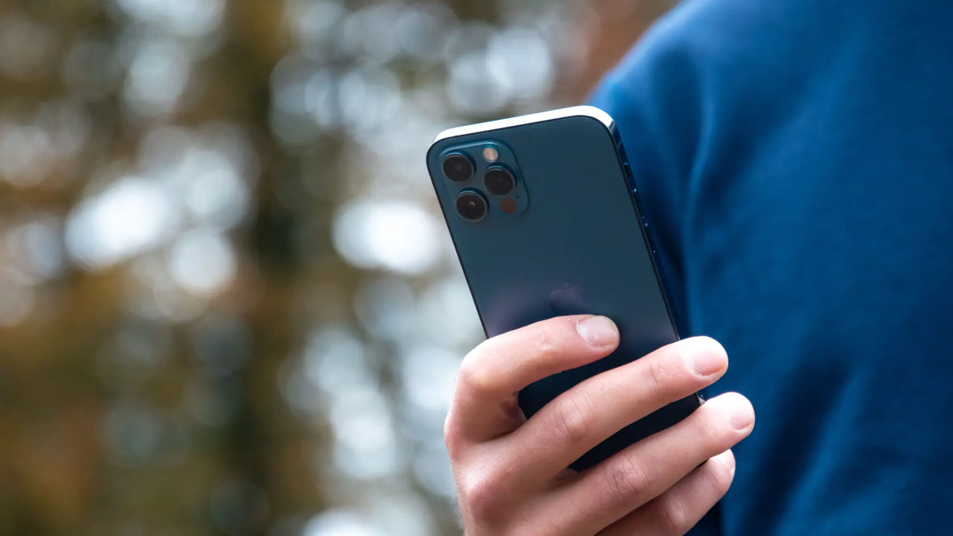 iPhone 13 đang được ship đến tay khách hàng