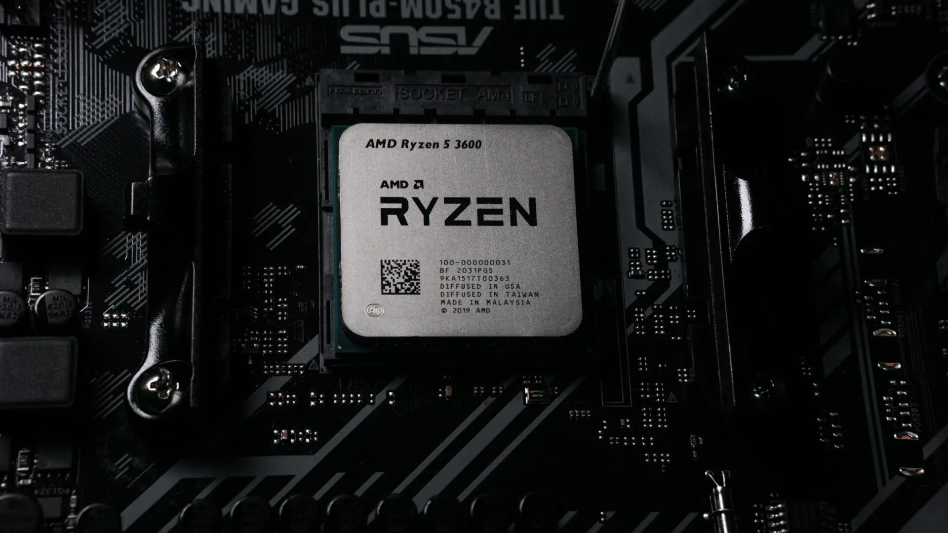 CPU AMD đang gặp lỗi với Windows 11, hiệu năng giảm đến 15%