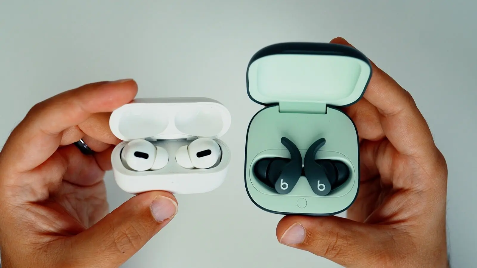 Apple ra mắt Beats Fit Pro giá $199, chống ồn chủ động, Spatial Audio