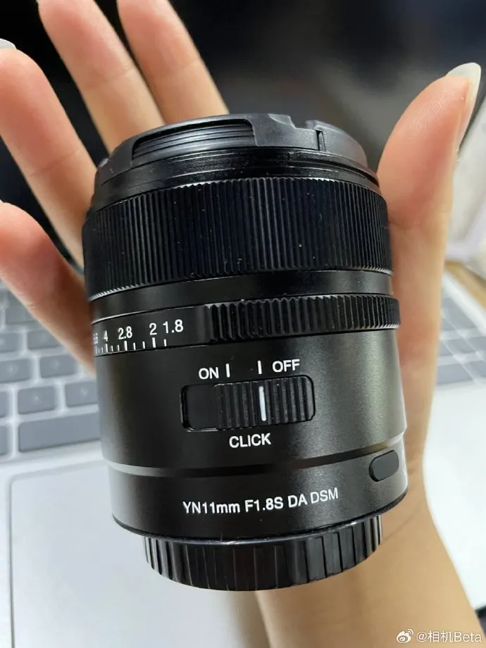 YN11mm F1.8 DA DSM WL.jpg