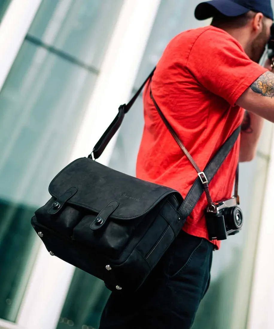 Oberwerth camera bags for the new Leica SL3 camera 1.jpg